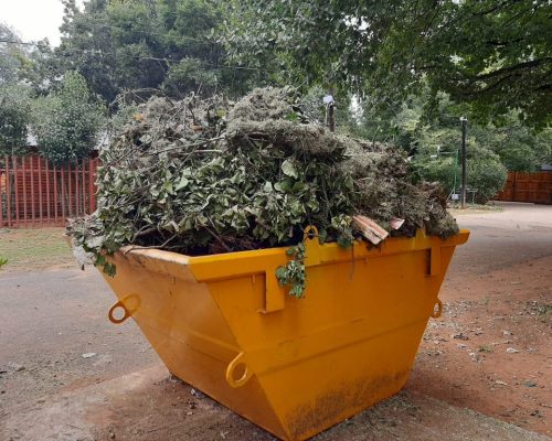 garden refuse removal skip bin